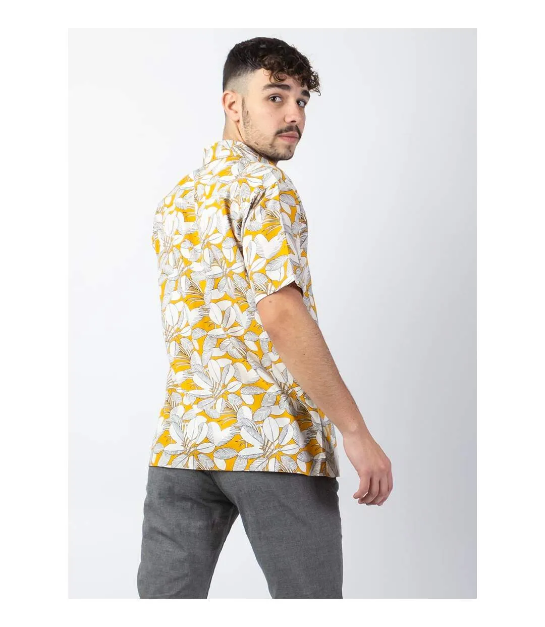 Chemise homme manches courtes LORENZO imprimé jungle jaune Coton Du Monde