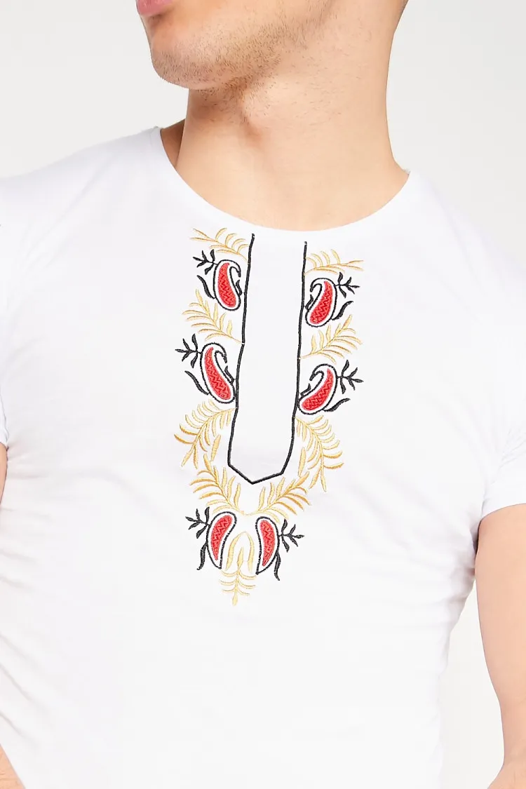 T-shirt blanc avec détails brodé